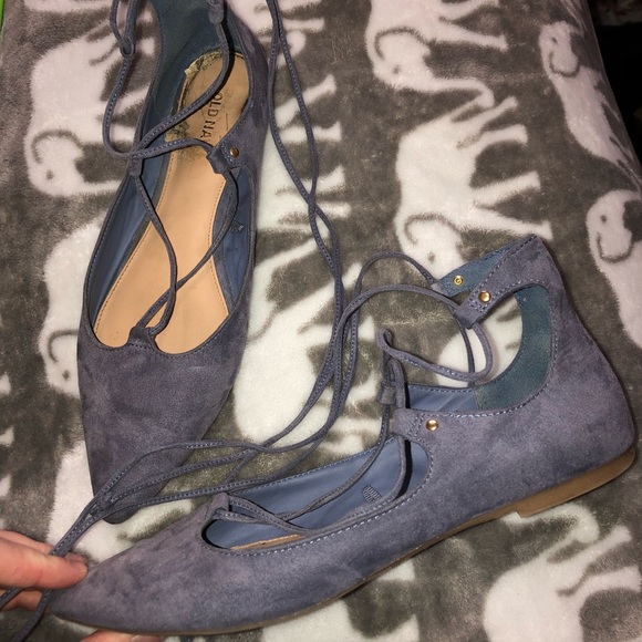 Old Navy Shoes - OLD NAVY LACE UP FLATS 7.5